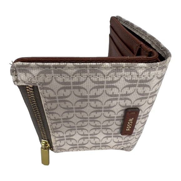 EUC Fossil Women's Bifold Wallet Tan Brown Taupe Snap Closure - Picture 12 of 15